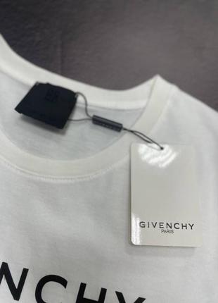 Женская футболка givenchy9 фото