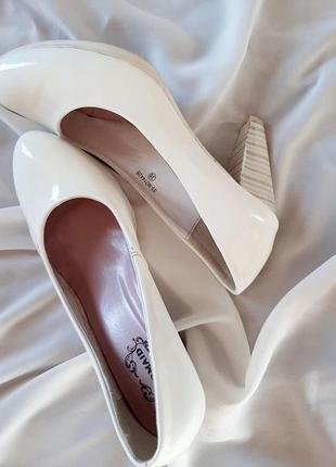 Туфли женские белые размер 385 фото