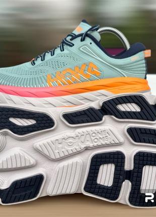 Hoka one one