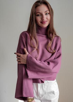 Однотонный свитер с высокой горловиной и расширенными рукавами3 фото