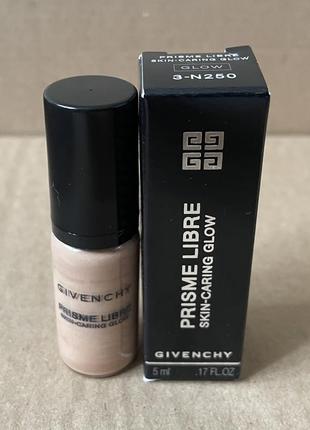 Givenchy prisme libre skin-caring glow foundation тональная основа 3-n250, 5ml