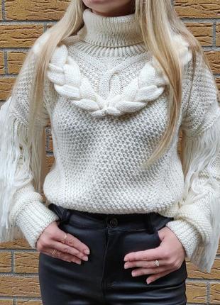 Жіночий светр ручної роботи "водоспад"