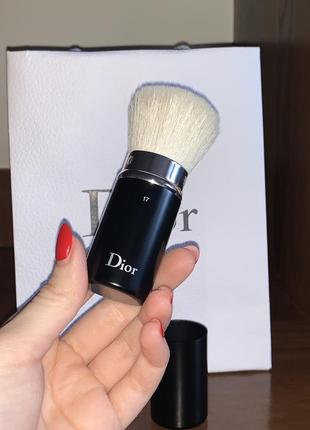 Выдвижная кисть кабуки dior backstage kabuki brush №17