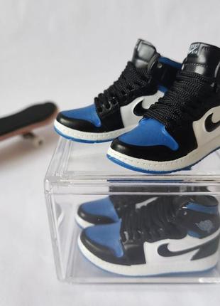 Міні взуття фінгер шузи nike air jordan у пластиковому кейсі сині