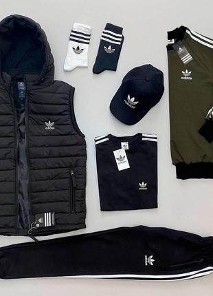 Чоловічий спортивний костюм adidas набір 8в1 у смужку хакі з чорним комплектом адідас весняний осінній (bon)