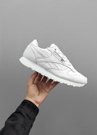 Чоловічі кросівки reebok classic білі шкіряні кеди рибок класичні весняні осінні (bon)