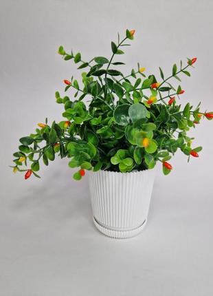 Штучні рослини вазон самшит із ягодою декоративні квіти з ягодами кімнатні рослини
