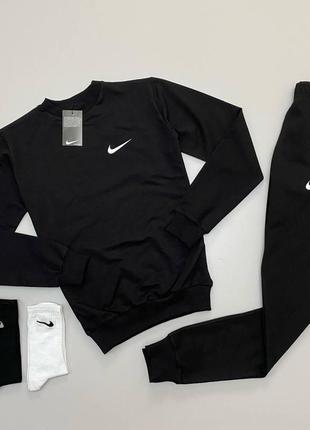 Мужской спортивный костюм nike черный без капюшона весенний осенний | комплект найк свитшот и штаны носки