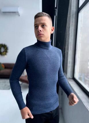 Чоловічий класичний зимовий светр вовняний у рубчик синій утеплений під горло (bon)