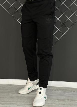 Чоловічі спортивні штани adidas чорні весняні  ⁇  штани чоловічі адідас бавовняні (bon)2 фото