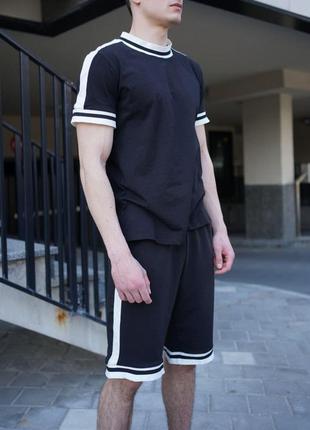 Мужской летний костюм футболка + шорты черный с лампасами спортивный костюм на лето (bon)