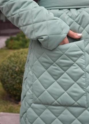 Жіноча куртка-пальто бірюзова в ромбик з утеплювачем і поясом без ґудзик двобортна весняна осіня (bon)7 фото