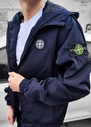 Мужская ветровка stone island синяя весенняя осенняя водоотталкивающая легкая куртка стон айленд (bon)5 фото