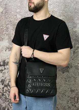 Мужская футболка + сумка мессенджер guess повседневная | комплект тенниска и сумка гесс хлопковая черная (bon)