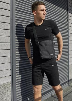 Чоловічий літній костюм reebok футболка + шорти + барсетка в подарунок чорний комплект рибок (bon)