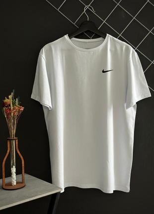 Мужской летний костюм nike футболка + шорты белый с черным комплект найк на лето (bon)2 фото