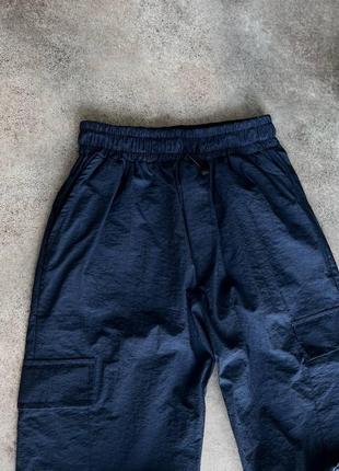 Мужские спортивные штаны stone island оверсайз синие с патчем на резинке (bon)5 фото