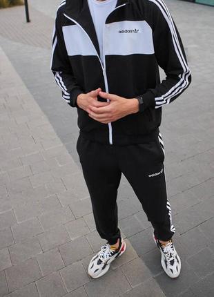 Чоловічий спортивний костюм adidas чорний без капюшона на блискавці адідас кофта + штани + шкарпетки весняний (bon)8 фото