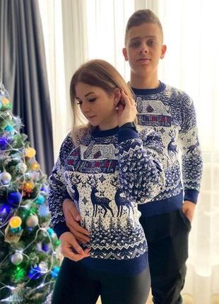 Парні новорічні светри для пари з оленями сині без горла вовняні (bon)