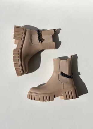 Женские ботинки челси бежевые низкие демисезонные кожаные на платформе (bon)