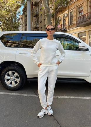 Спортивный костюм на флисе свитшот и брюки
