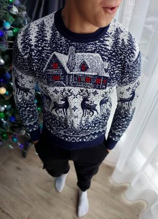 Мужской новогодний свитер с оленями и домиками белый без горла шерстяной3 фото