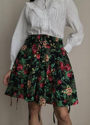 100% коттон. яркая короткая юбка с цветами в винтажном стиле хлопок