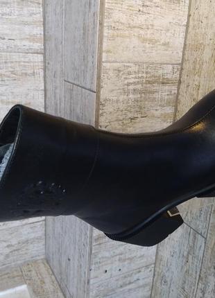 Стильные, практичные ботиночки из натуральной кожи черного цвета.7 фото