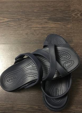 Шльопанці {сандалі} crocs w5