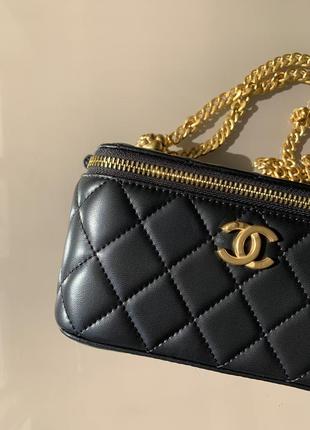 Женская кожаная сумка короб в стиле chanel сунель7 фото