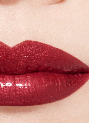 Лак для губ chanel rouge allure laque le rouge liquide brillant ultra tenue6 фото