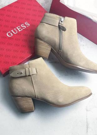 Guess оригинал бежево-песочные ботинки