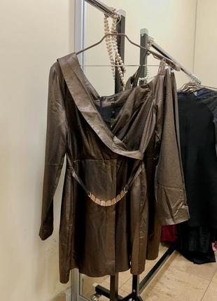 Металічна сукня плаття з металічними нитками брендова