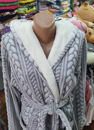 Качественный премиум двухцветный серый махровый/плюшевый теплый халат с капюшоном 42-502 фото