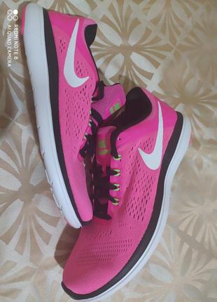 Кросівки nike flex run ніжно розового кольору2 фото