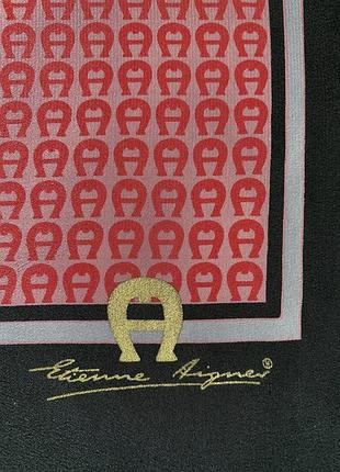 Шовковий хустку великий дорогий бренд німеччини aigner розмір 85/82 см