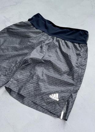 Спортивные шорты adidas мужские m