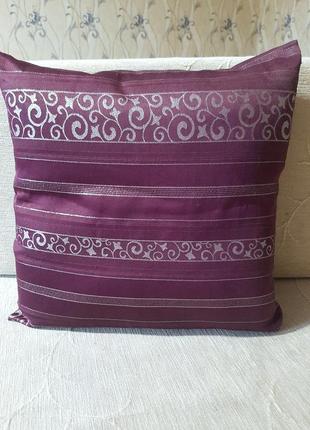 Декоративная  наволочка на подушку  с наволочкой 
вышитая серебряной нитью4 фото