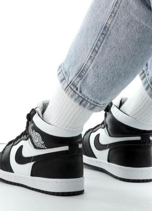 Чоловічі зимові шкіряні кросівки nike nikestore jordan 1 retro winter9 фото