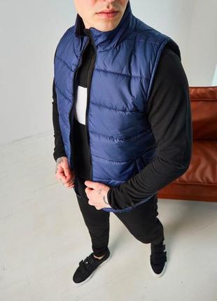 Чоловіча дута стьобана спортивна жилетка без капюшона з плащової тканини синя на весну (bon)1 фото