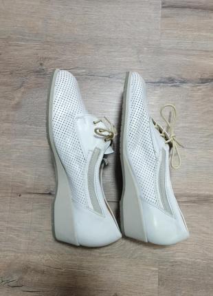 Туфли белые большого размера2 фото