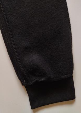 Женские черные спортивные брюки штаны с белыми лампасами утепленные на флисе10 фото