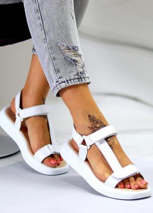 Лаконічні шкіряні молодіжні жіночі білі сандалі босоніжки натуральна шкіра