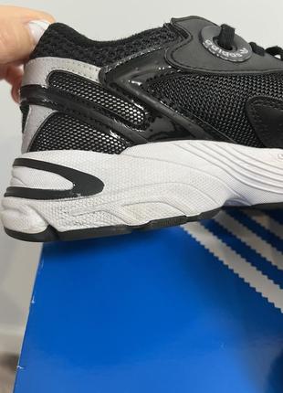 Кросівки жіночі adidas astir w gy52606 фото