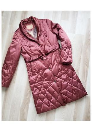 Пуховое пальто миди женское пальто с поясом утепленное пальто стеганое шелковое пальто демисезонное классическое пальто2 фото