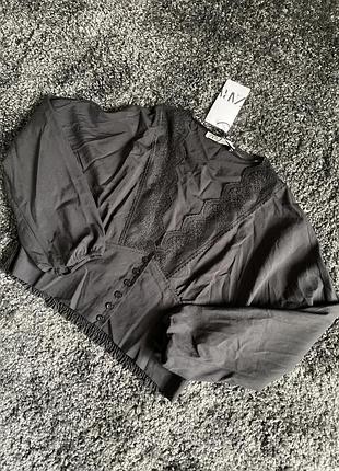 Новая блуза с кружевом zara