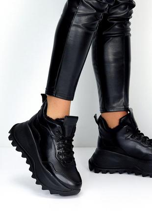 Стильні зимові натуральні кросівки чорного кольору, утеплені кросівки на шнурівці4 фото