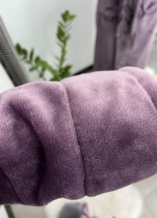 Очень теплый и легкий махровый халат фиолетового цвета на запах3 фото