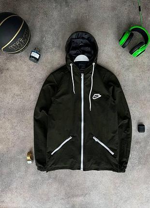 Мужская ветровка nike хаки с белым осенняя куртка найк из плащевки на осень (bon)