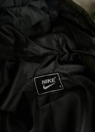 Мужская ветровка nike хаки с белым осенняя куртка найк из плащевки на осень (bon)2 фото